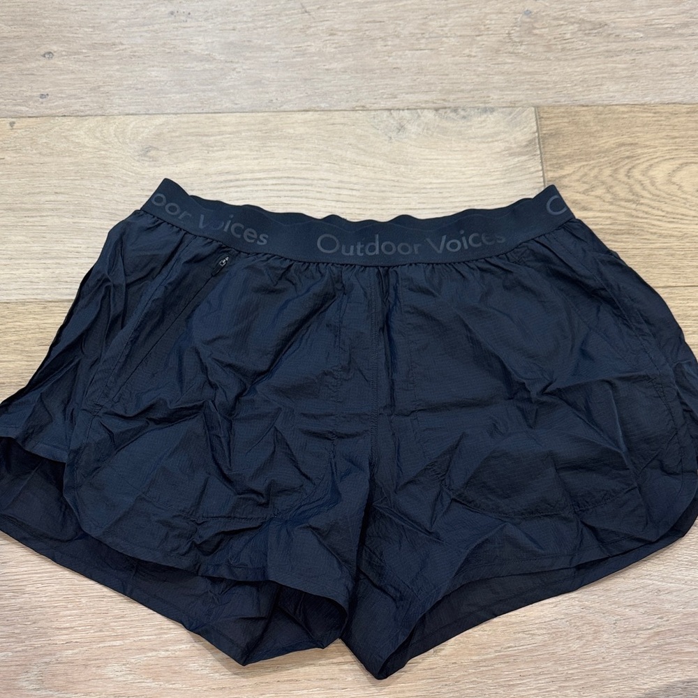 Outdoor Voices black overshorts